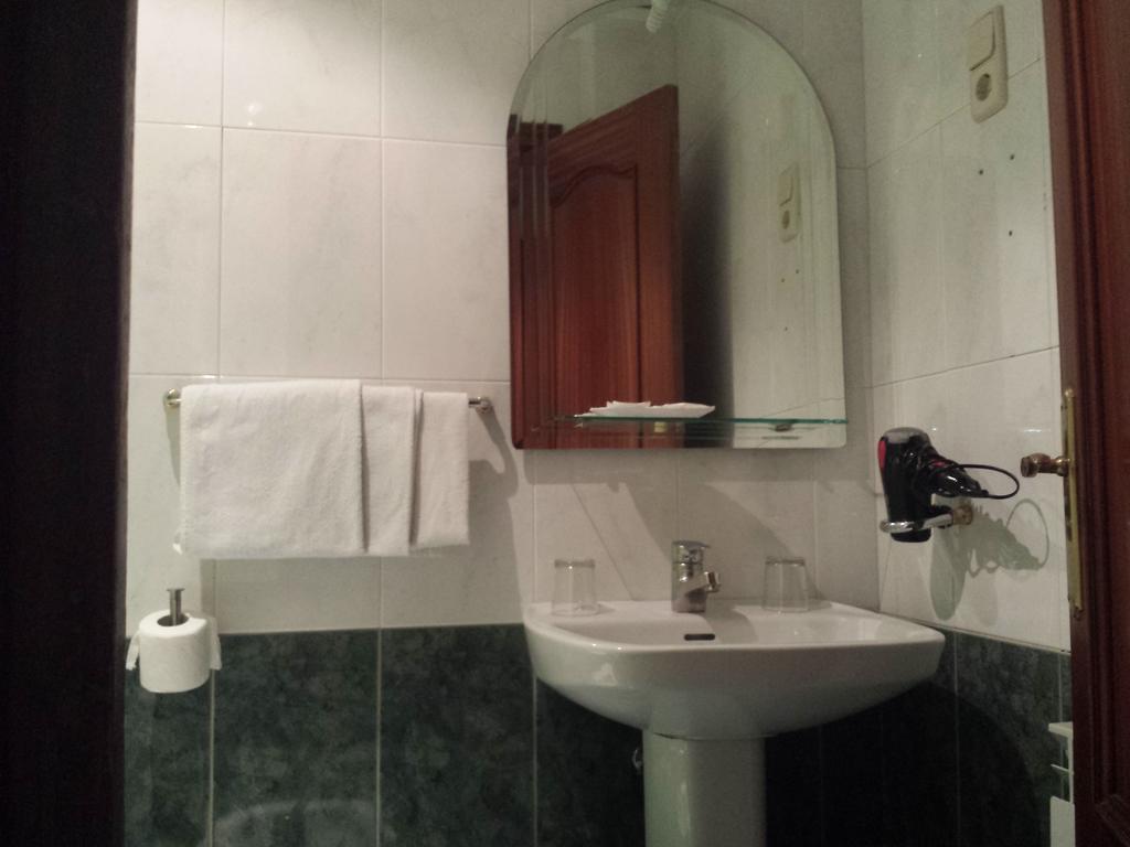 Hostal Pretoria - Madrid — Photos 2